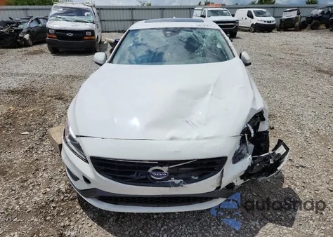2017 Volvo S60 Dynamic из США, поврежденный, VIN YV140MTL1H2441094